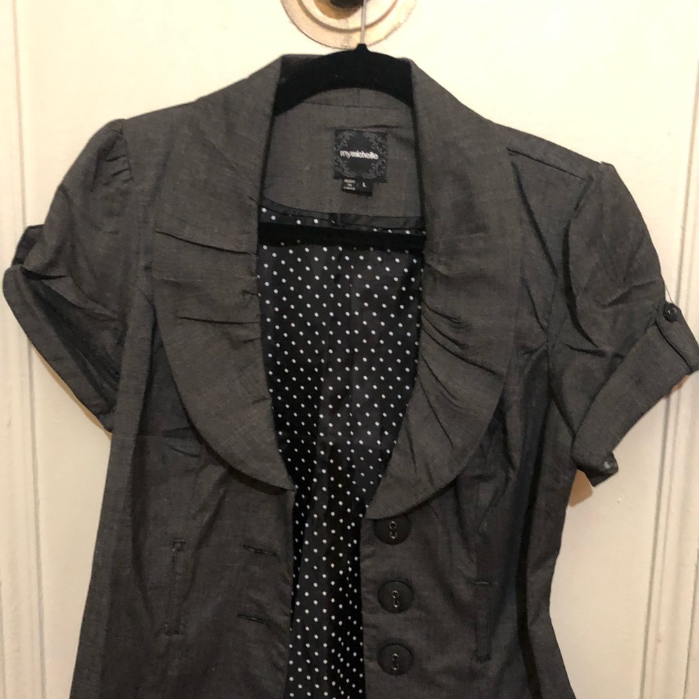Gray short sleeve blazer size L
